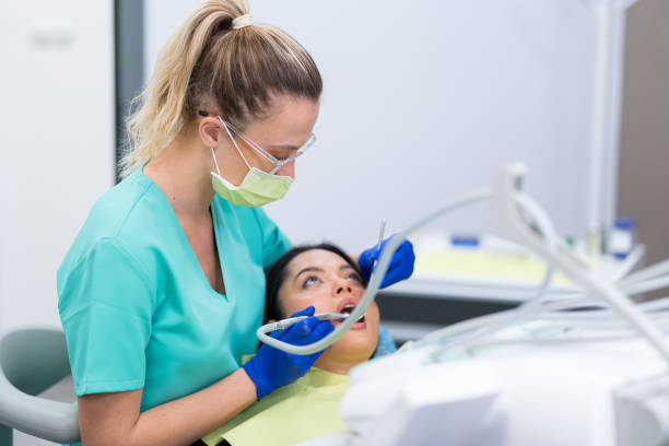 Best Knocked-Out Tooth Emergency  in Wildwood, FL